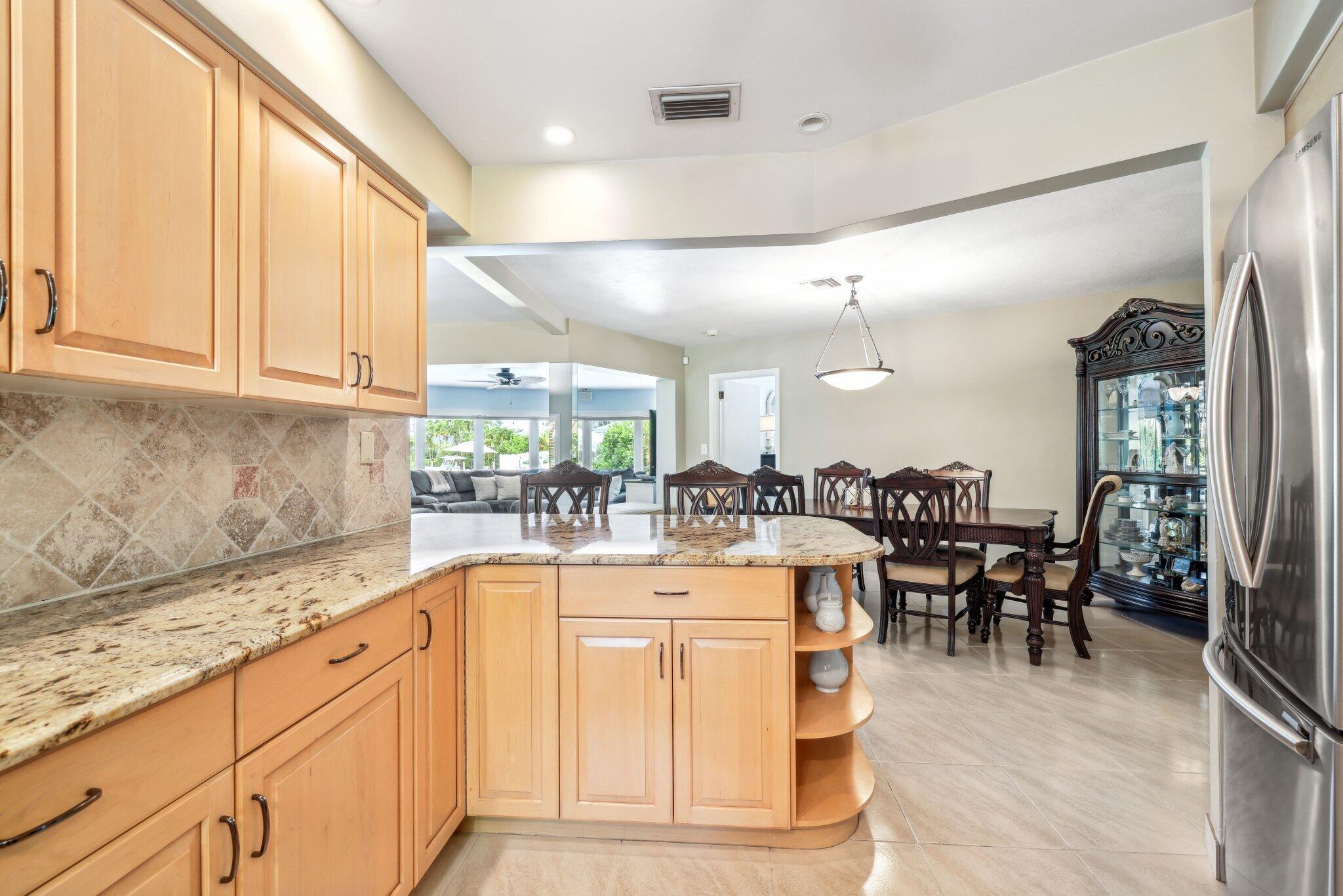 TROPIC ISLE 2ND SEC - Residential