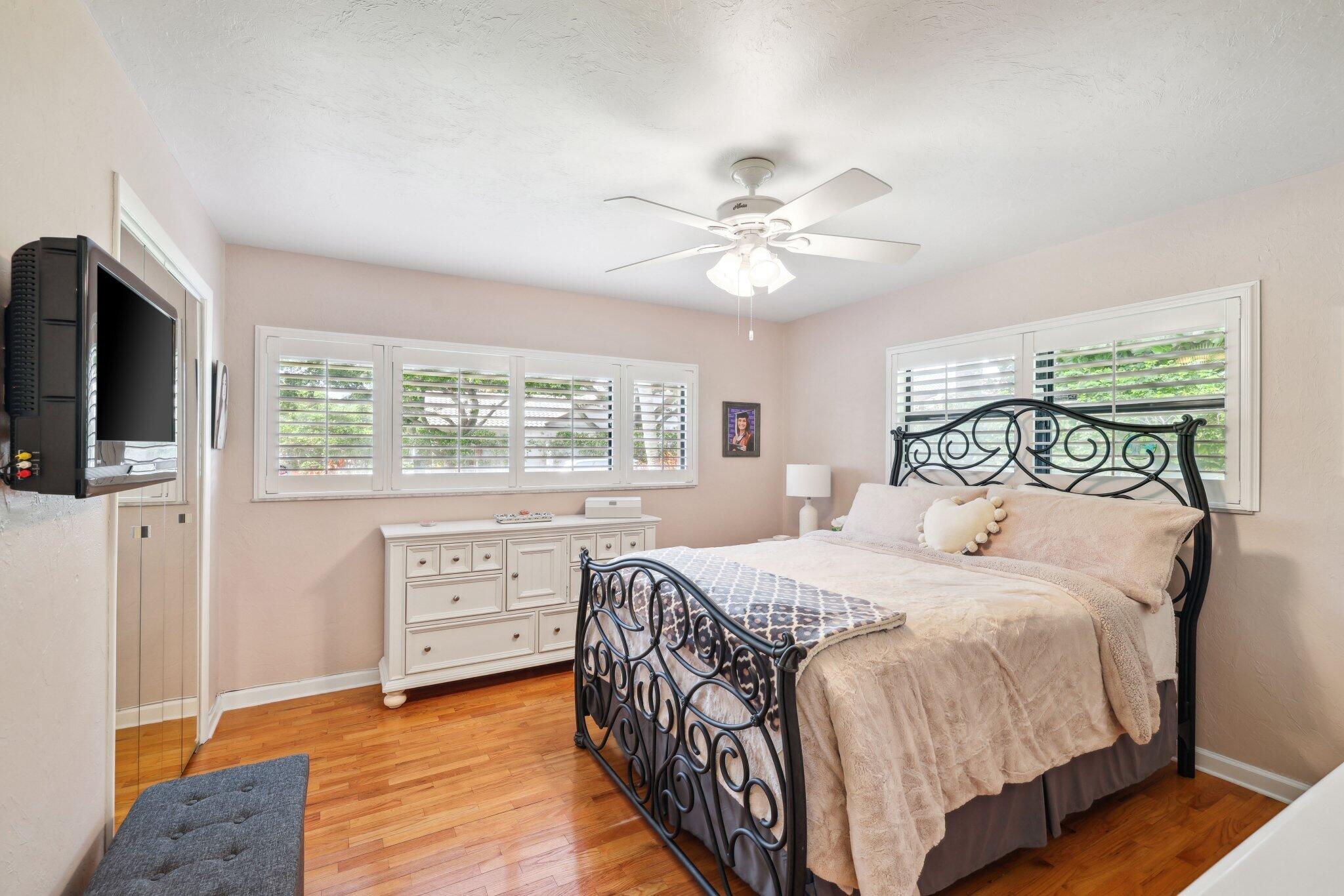 TROPIC ISLE 2ND SEC - Residential