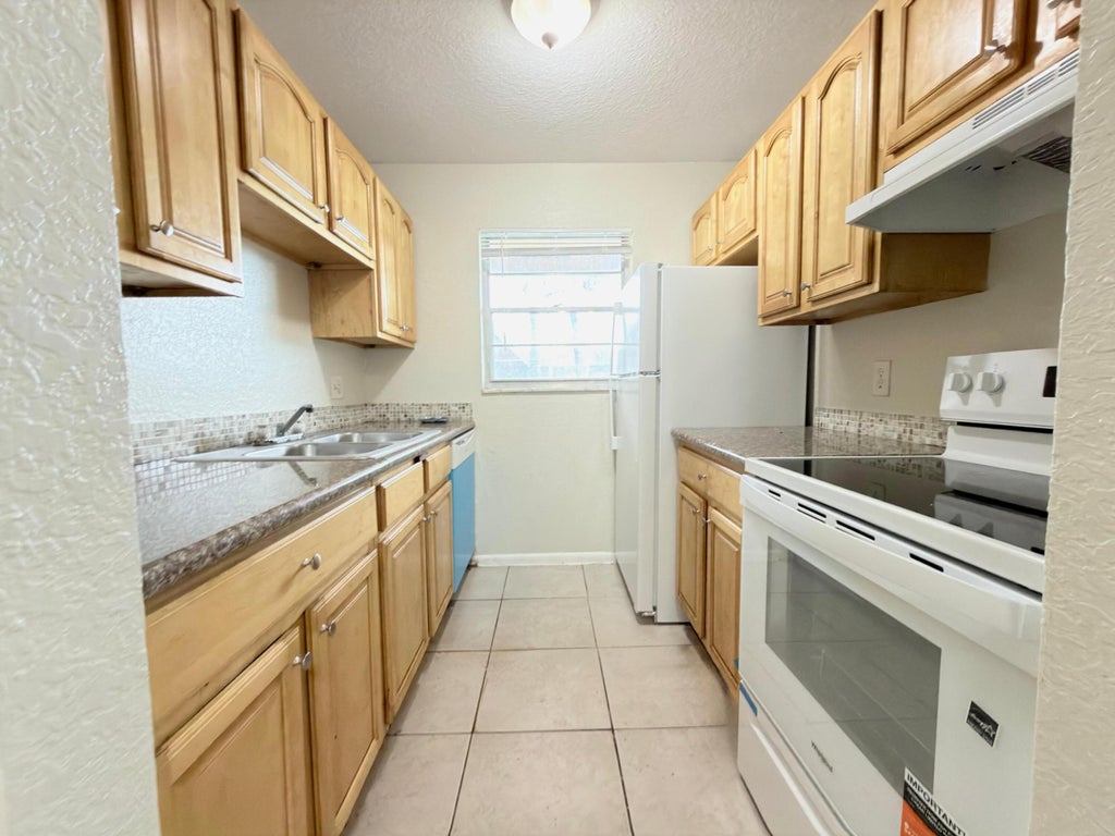 Photo of 200 Croton Avenue #209, Lantana, FL 33462 (MLS # B26075729)