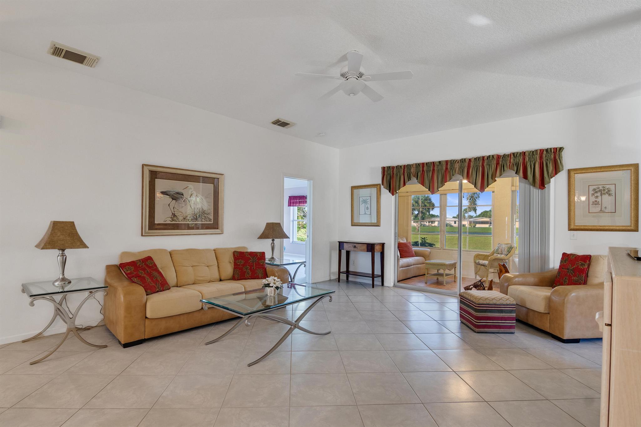 SPANISH LAKES FAIRWAYS NE - Residential