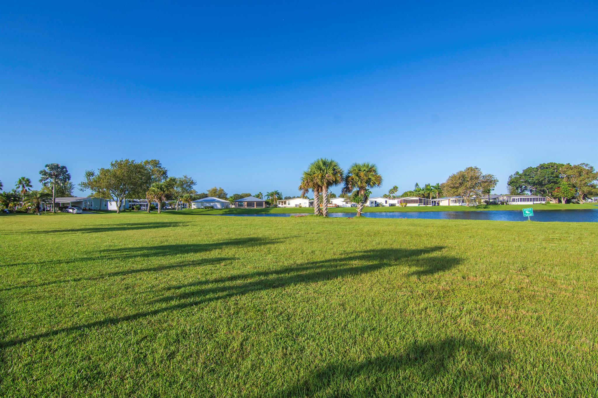 SPANISH LAKES FAIRWAYS NE - Residential