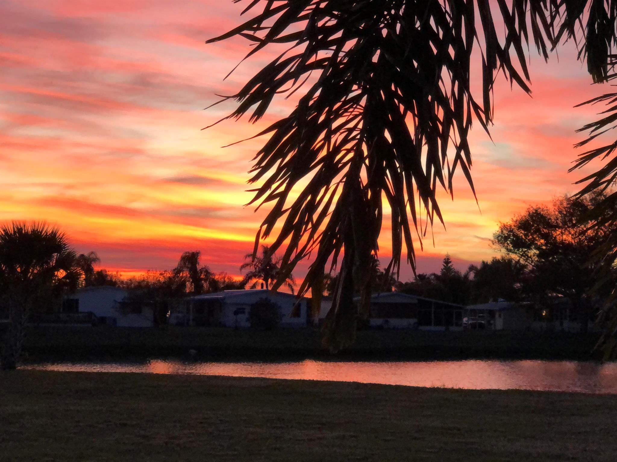 SPANISH LAKES FAIRWAYS NE - Residential