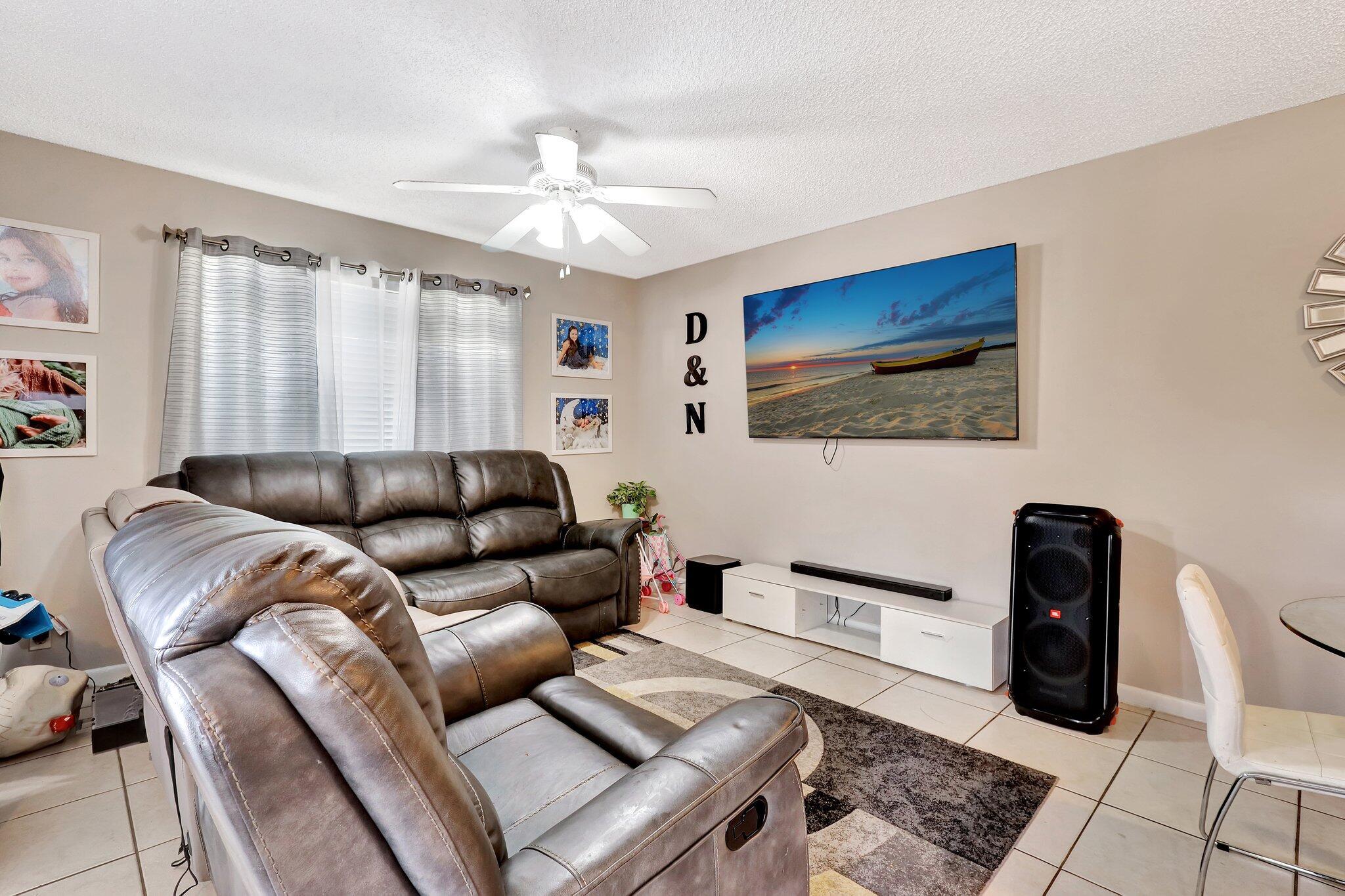 4338 Forest Road