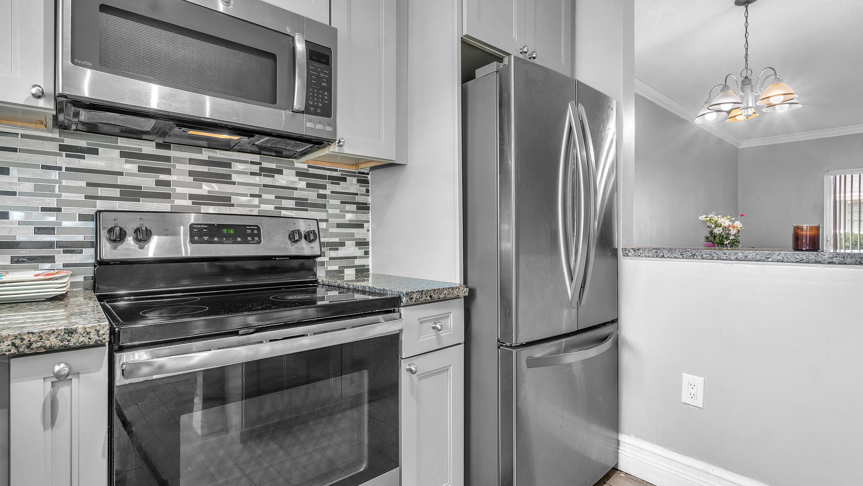 WINFIELD GARDENS SOUTH CONDO - Residential