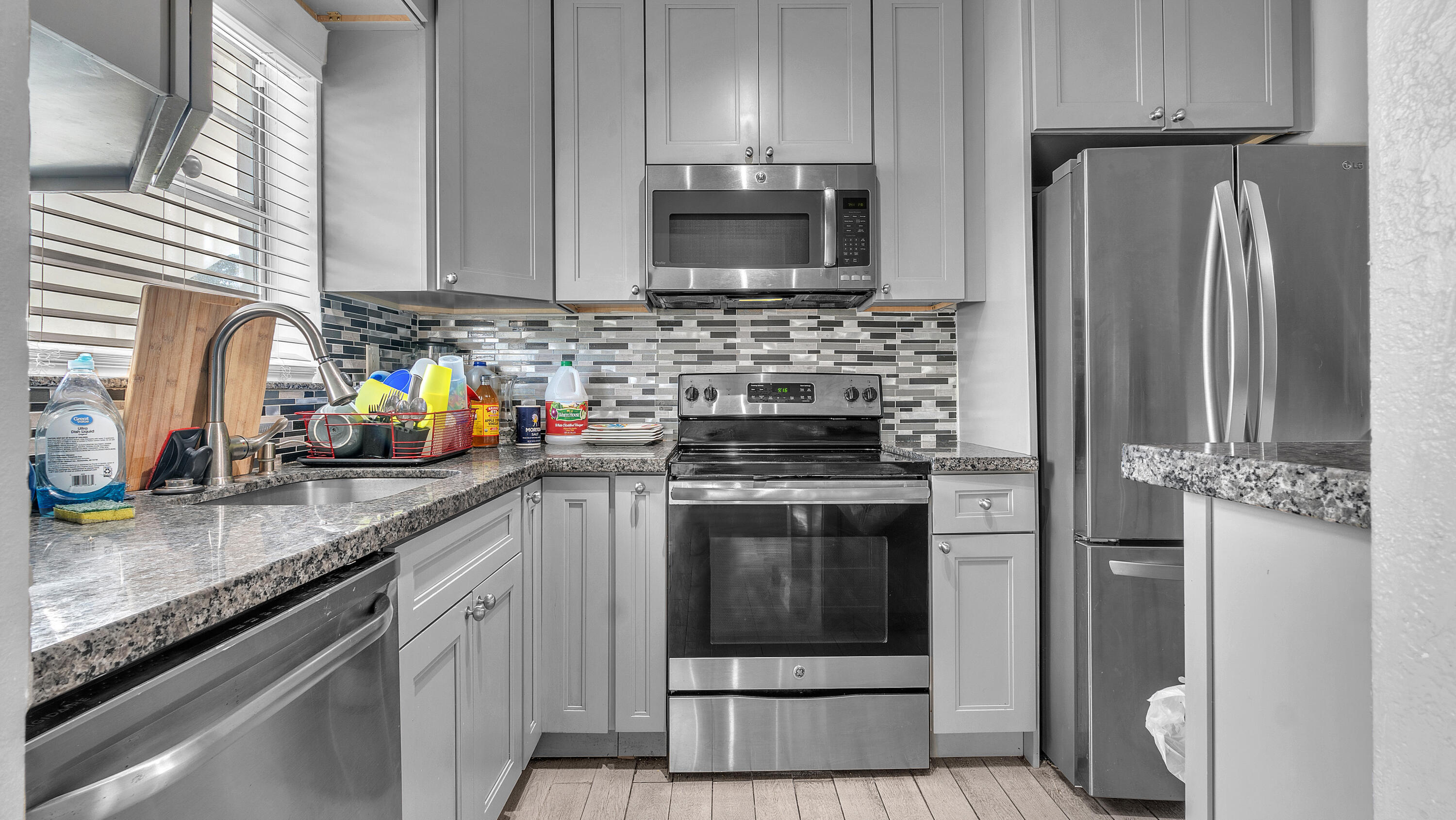 WINFIELD GARDENS SOUTH CONDO - Residential