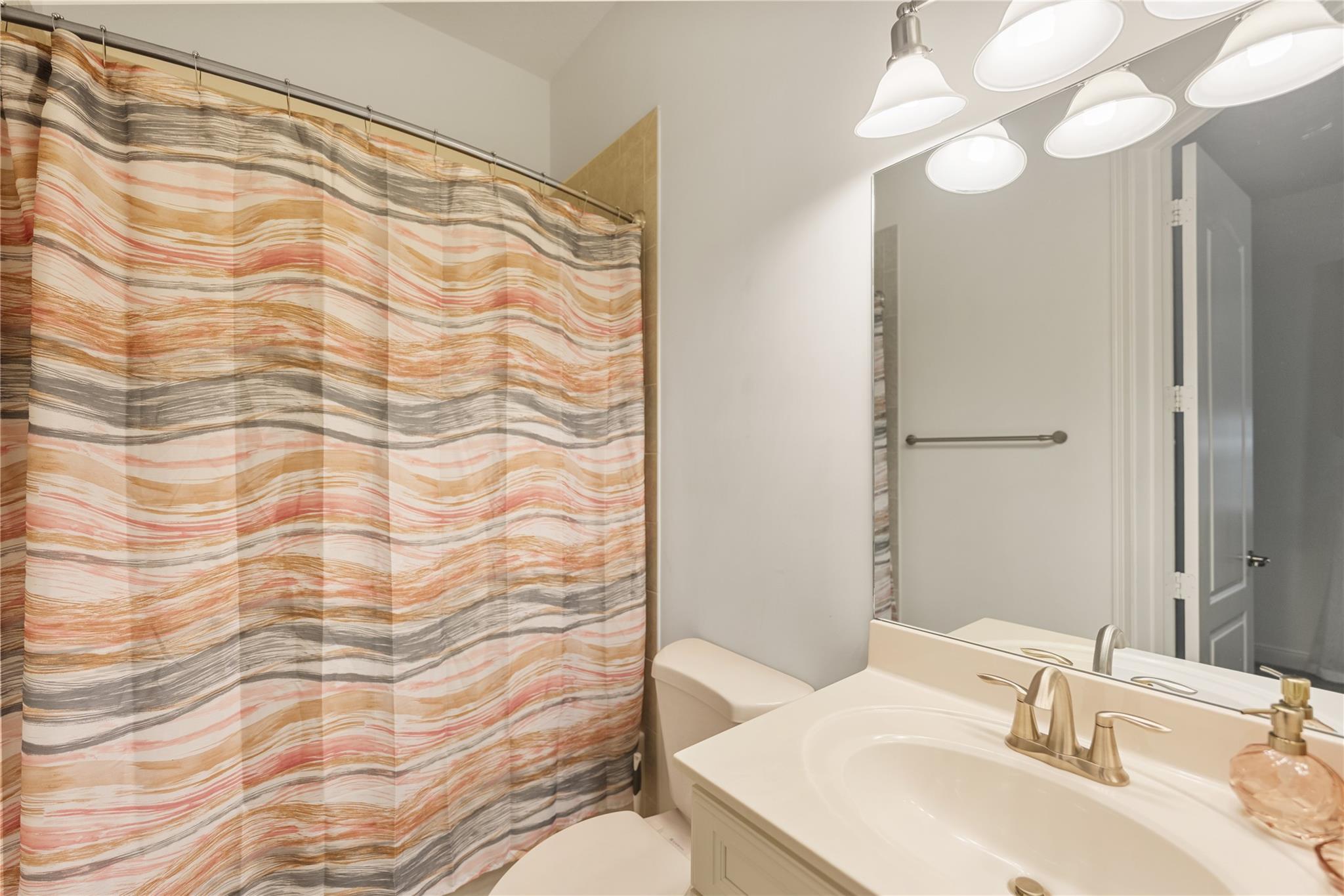 Debuys 180-147 B - Residential Lease
