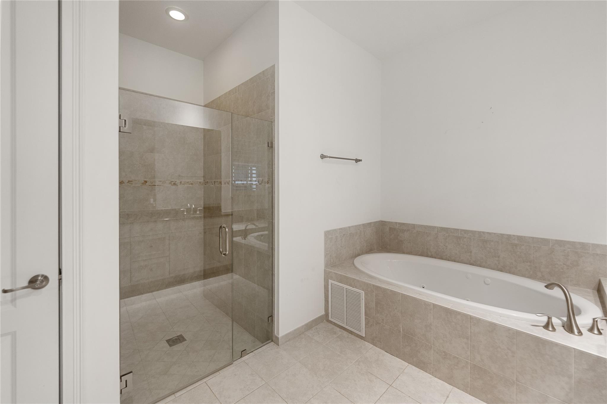 Debuys 180-147 B - Residential Lease
