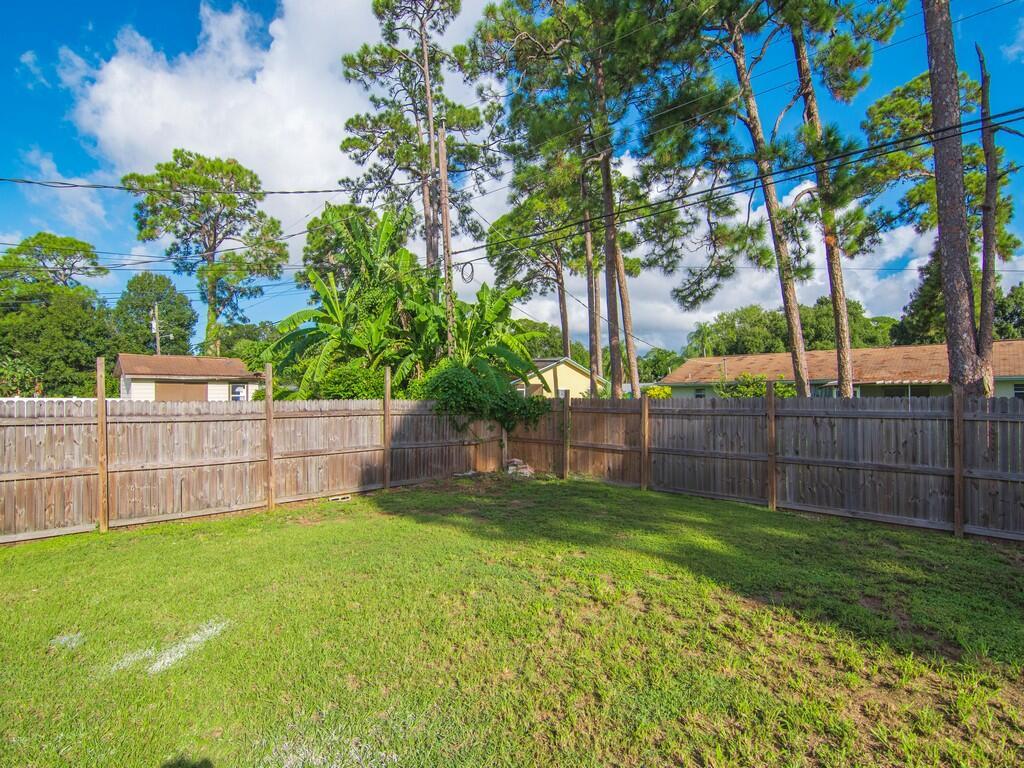 VERO BEACH HOMESITES - Residential