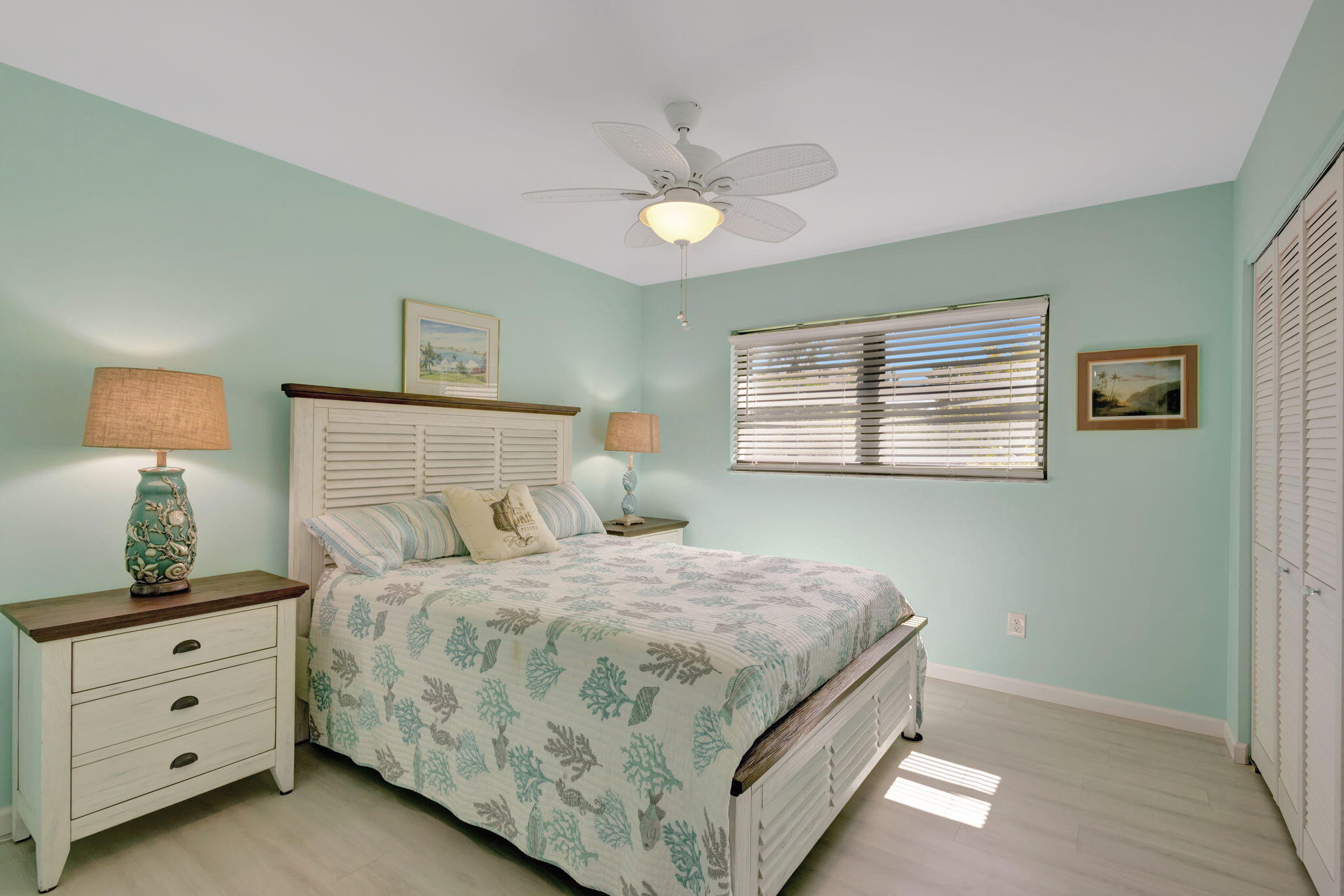 THE SANDS SECTION 1 CONDOMINIUM - Residential