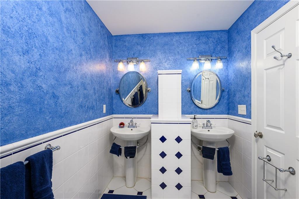 WINDING LAKES SEC 3 - Residential