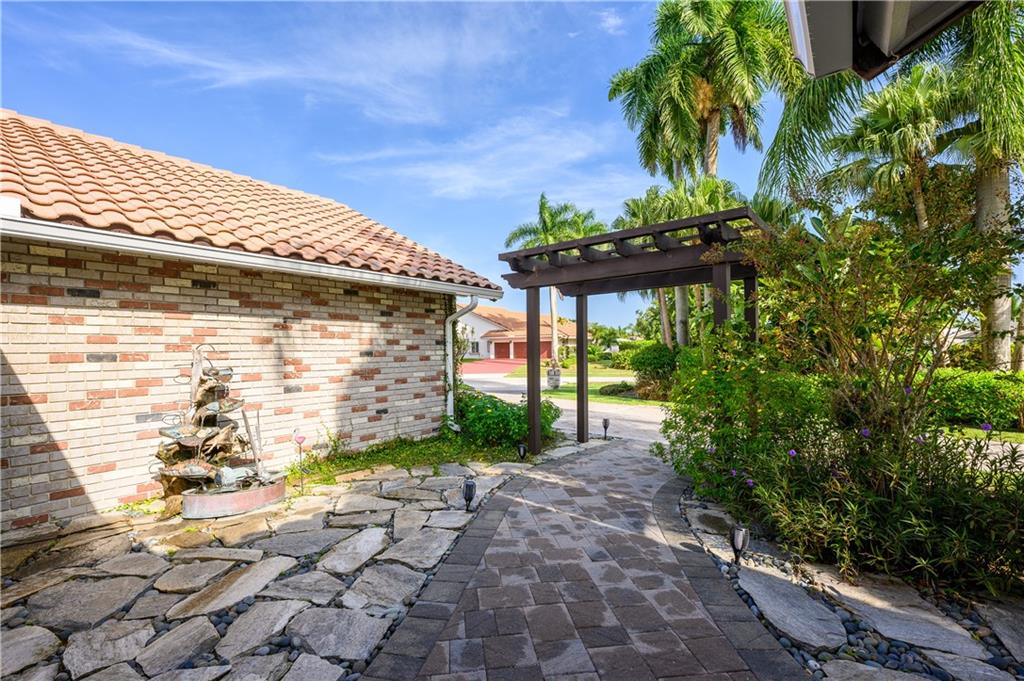 WINDING LAKES SEC 3 - Residential