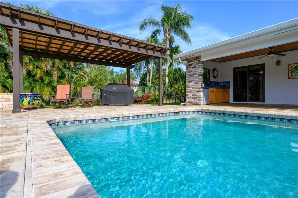 WINDING LAKES SEC 3 - Residential