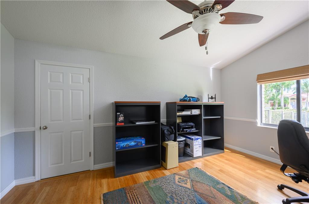 WINDING LAKES SEC 3 - Residential