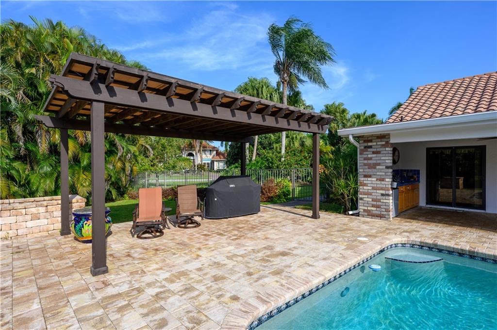 WINDING LAKES SEC 3 - Residential