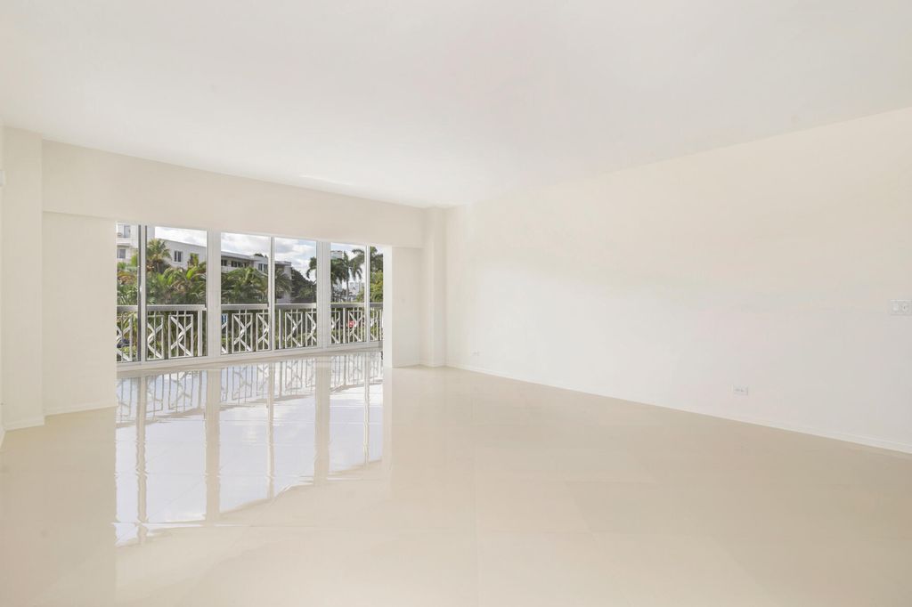 Photo of 389 S Lake Drive #2h, Palm Beach, FL 33480 (MLS # R11148814)
