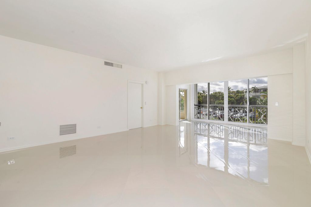 Photo of 389 S Lake Drive #2h, Palm Beach, FL 33480 (MLS # R11148814)