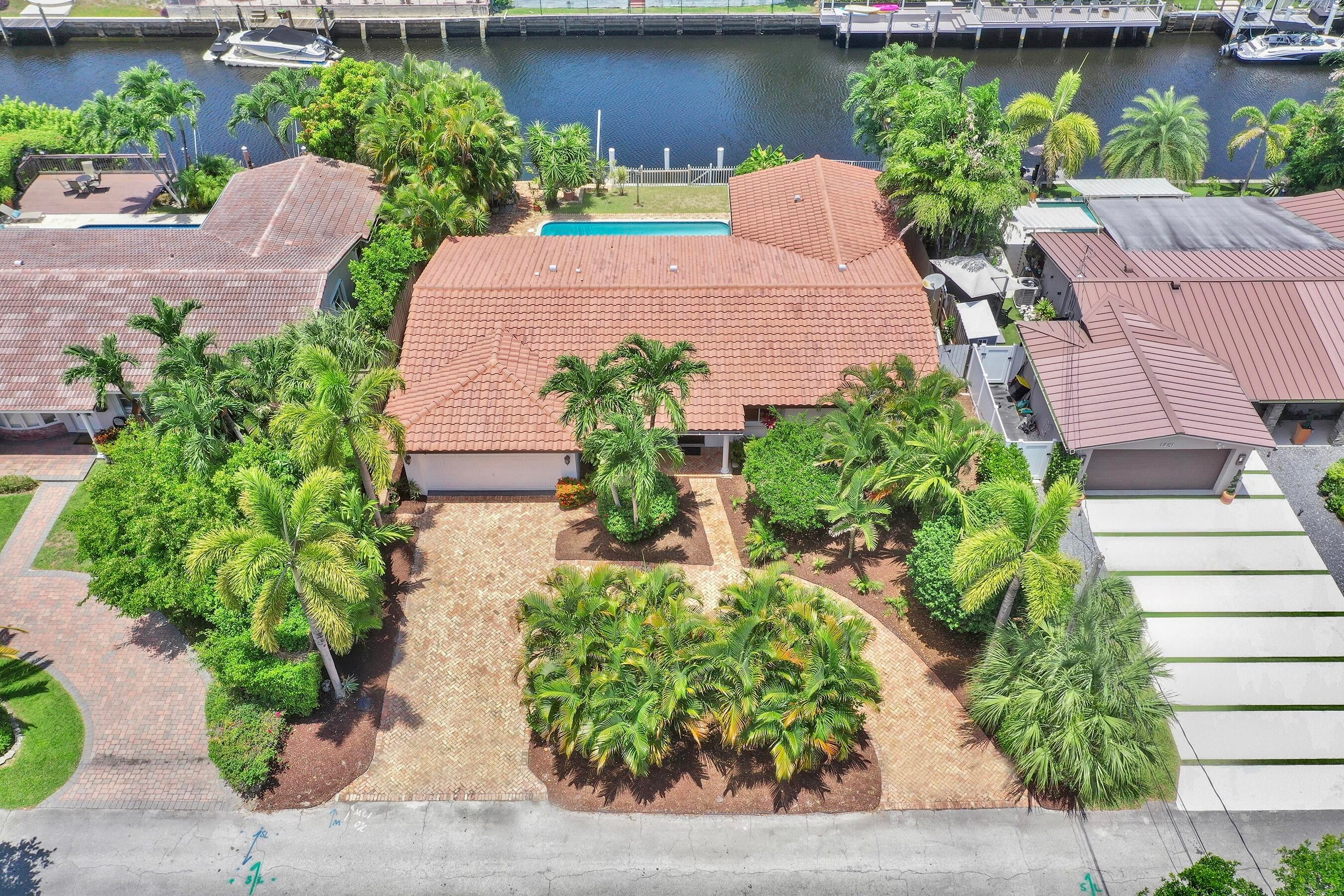 1451 NE 53RD Court