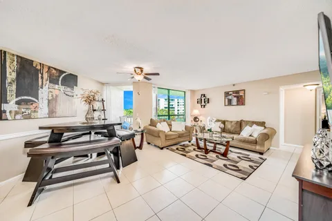6372 La Costa Drive Unit 306, Boca Raton, FL 33433 - MLS#: R11068129