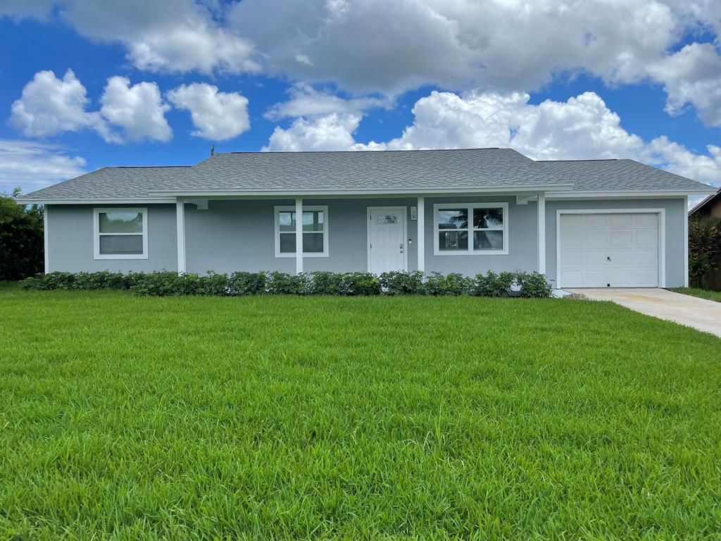 Photo of 7406 SE Craig Street, Hobe Sound, FL 33455 (MLS # R10728490)