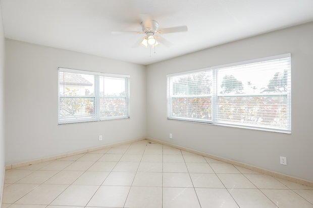 SANDALFOOT COVE SEC 11 - Residential Lease