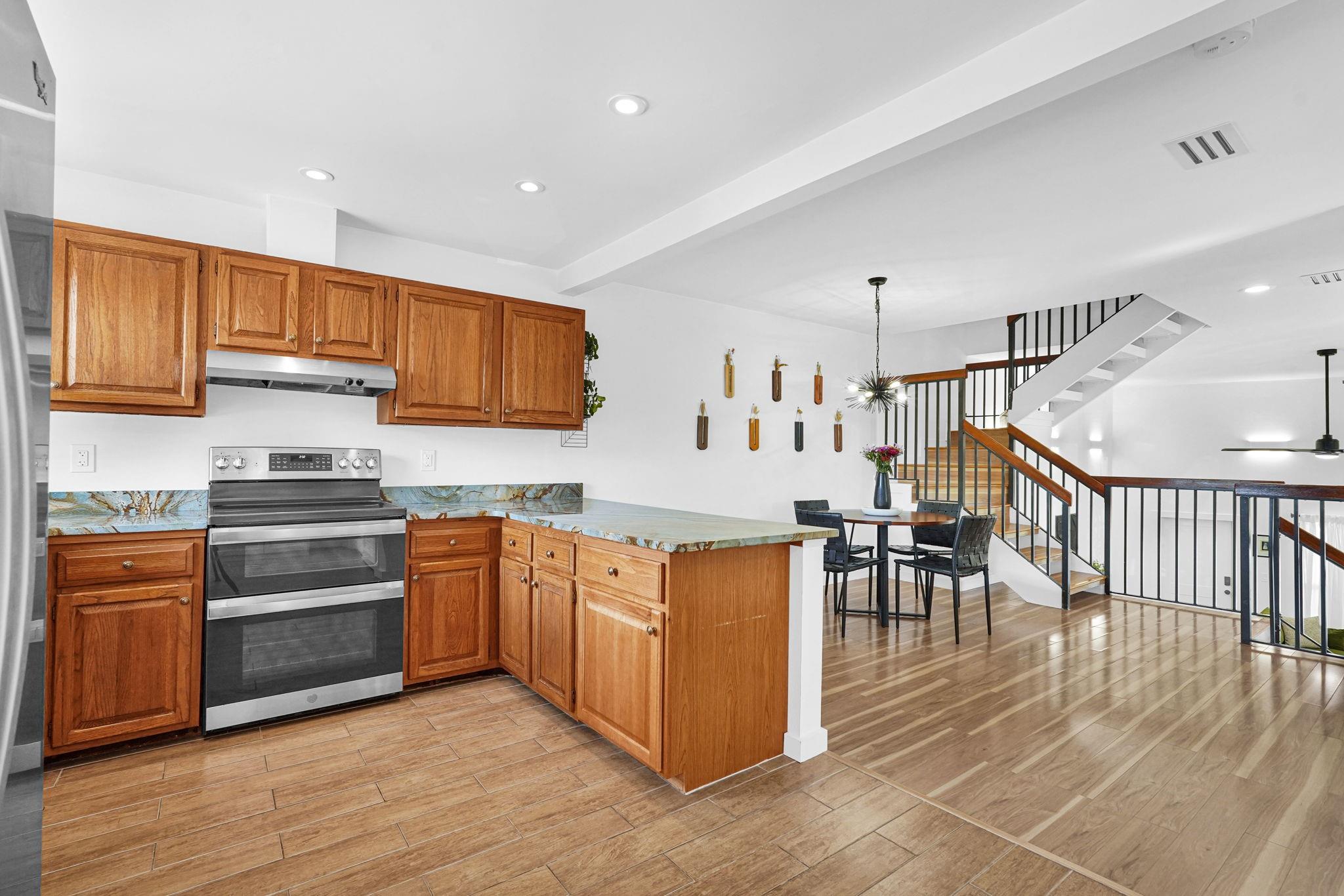 840 River's Edge Townhome - Residential