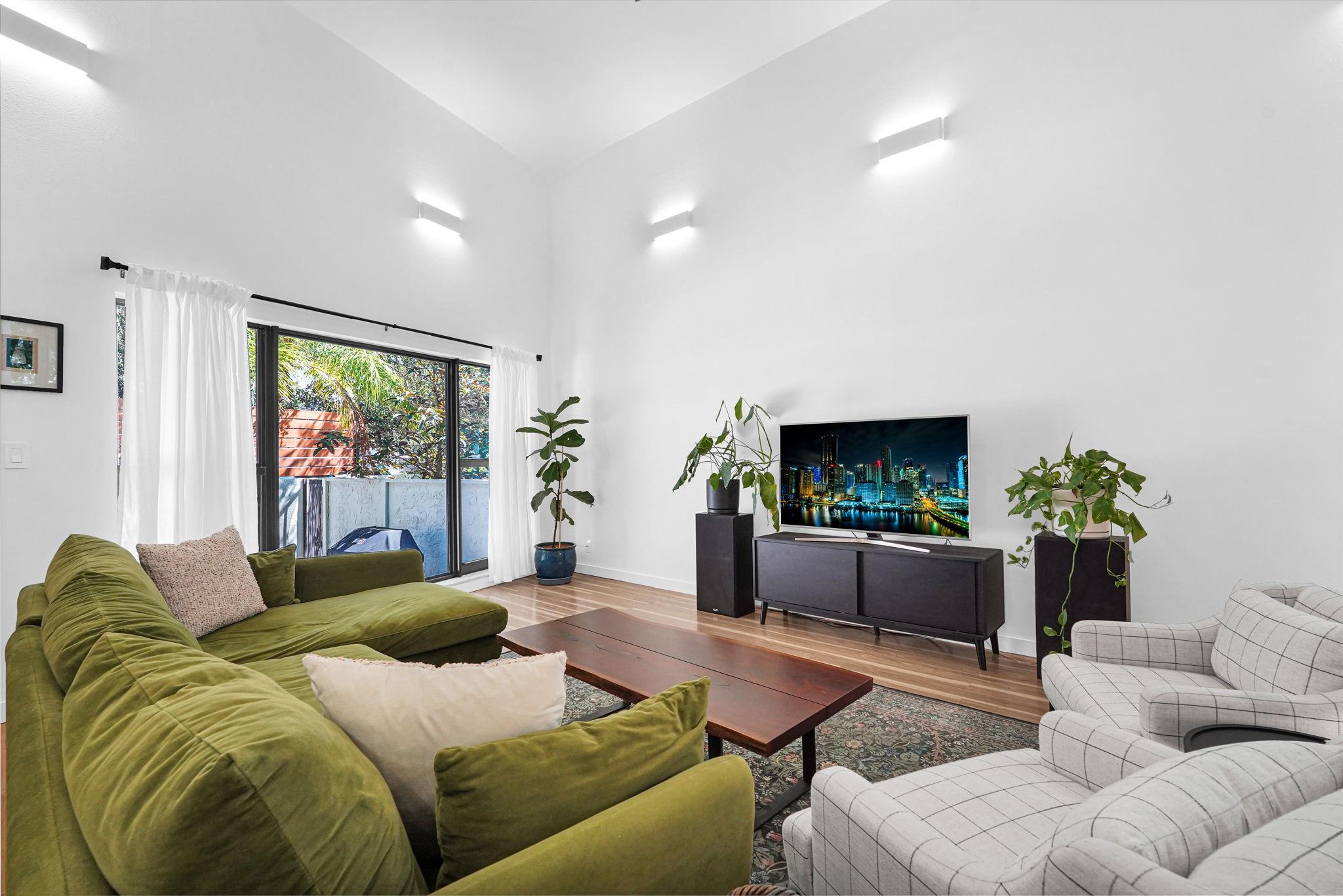 840 River's Edge Townhome - Residential