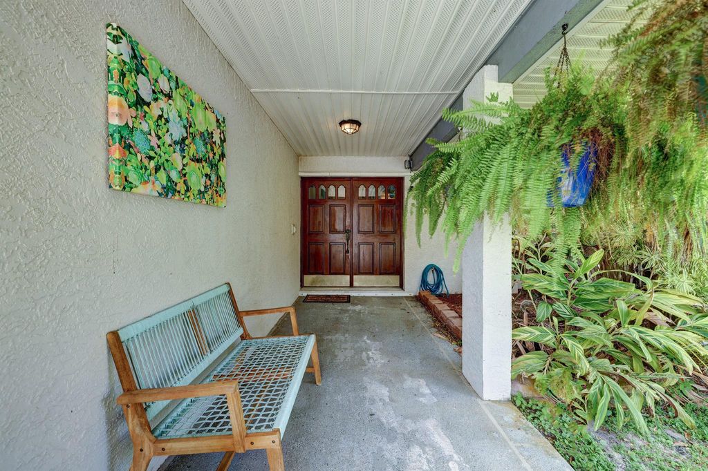 Photo of 402 Willows Avenue, Port Saint Lucie, FL 34952 (MLS # R10932850)