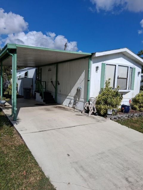 Photo of 4209 88 Court S, Boynton Beach, FL 33436 (MLS # R11166653)