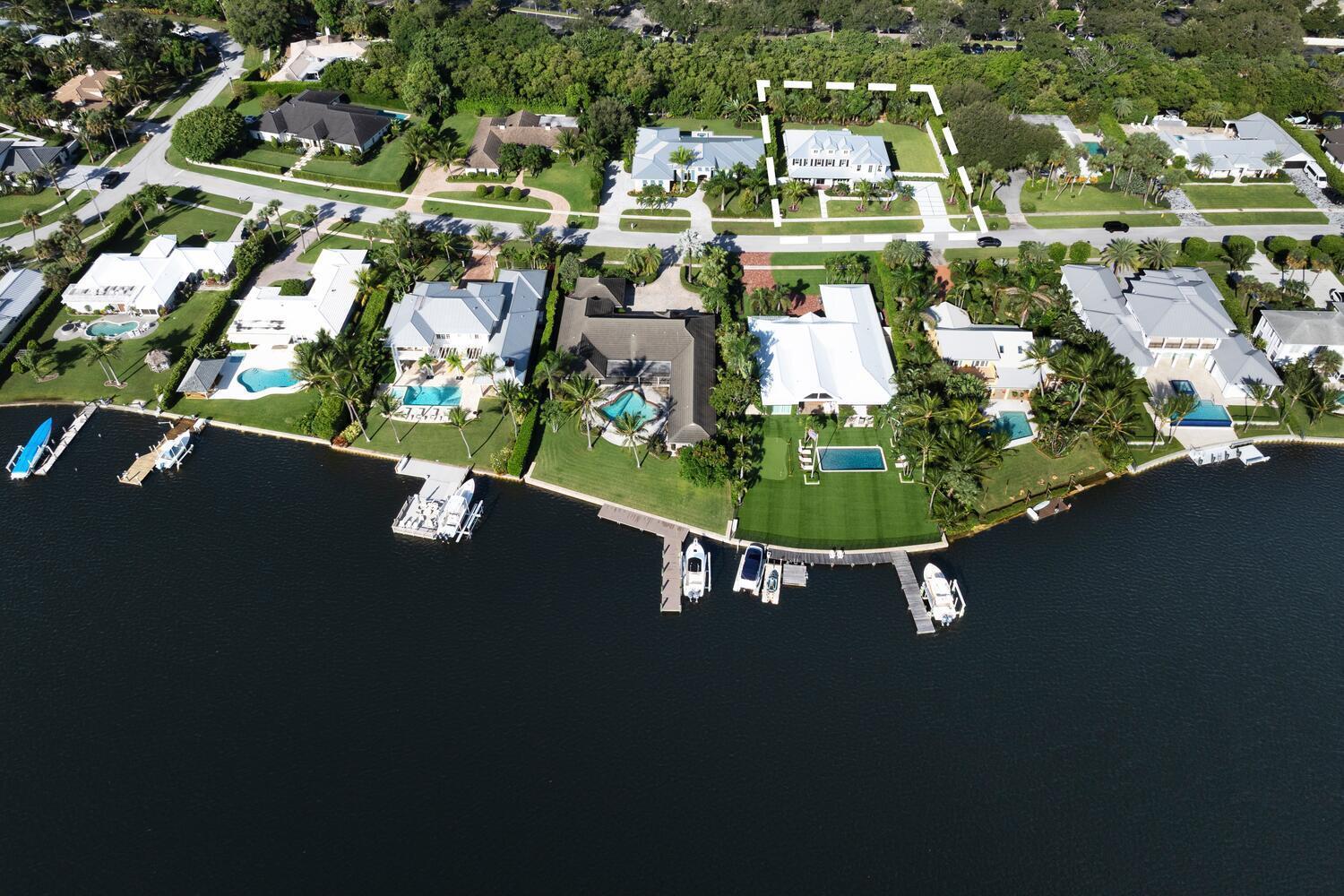 HIDDEN KEY NORTH - Residential