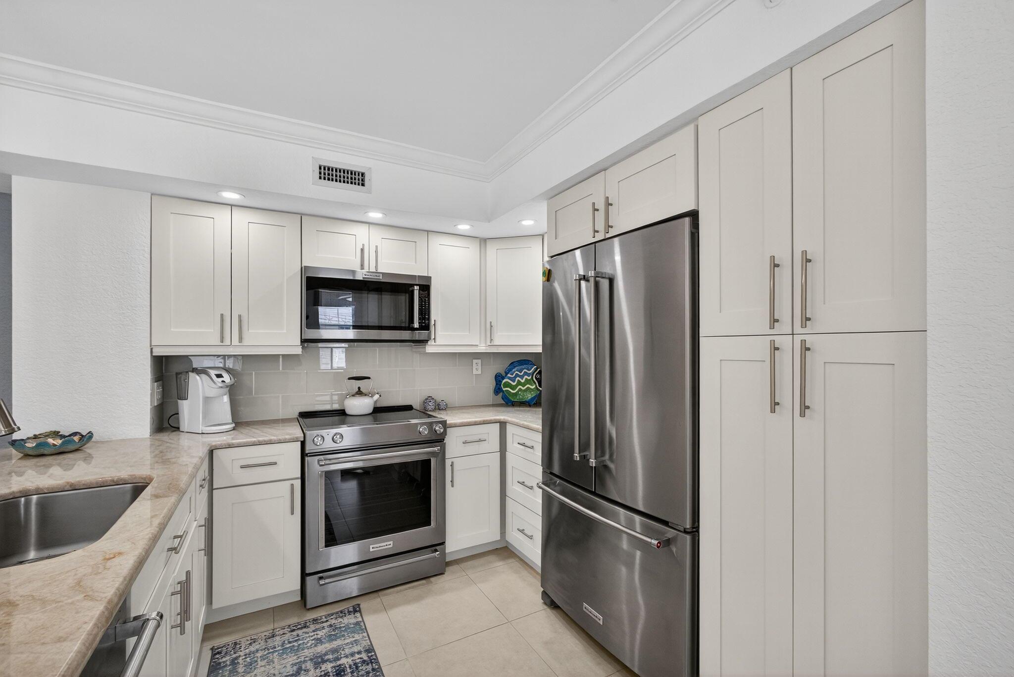 Flagler Pointe - Residential Lease