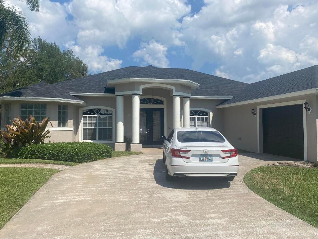 Photo of 2161 SW Hyacinth Street, Port Saint Lucie, FL 34953 (MLS # R11137912)