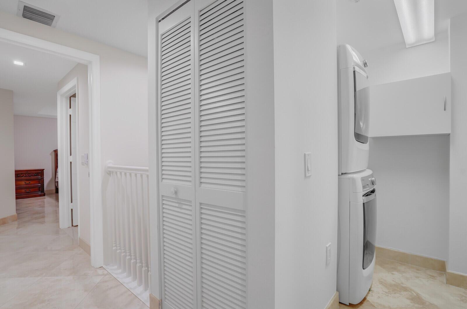 OCEAN PLAZA ON DEERFIELD - Residential Lease