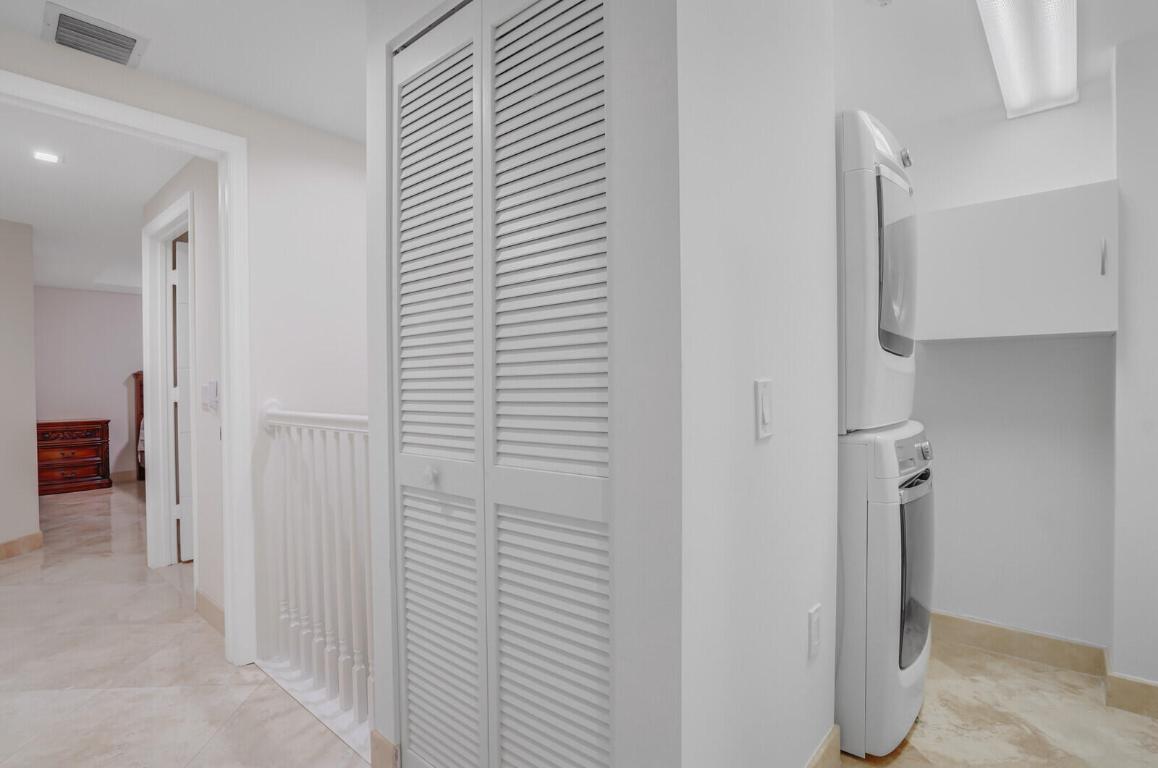 OCEAN PLAZA ON DEERFIELD BEACH - Residential Lease