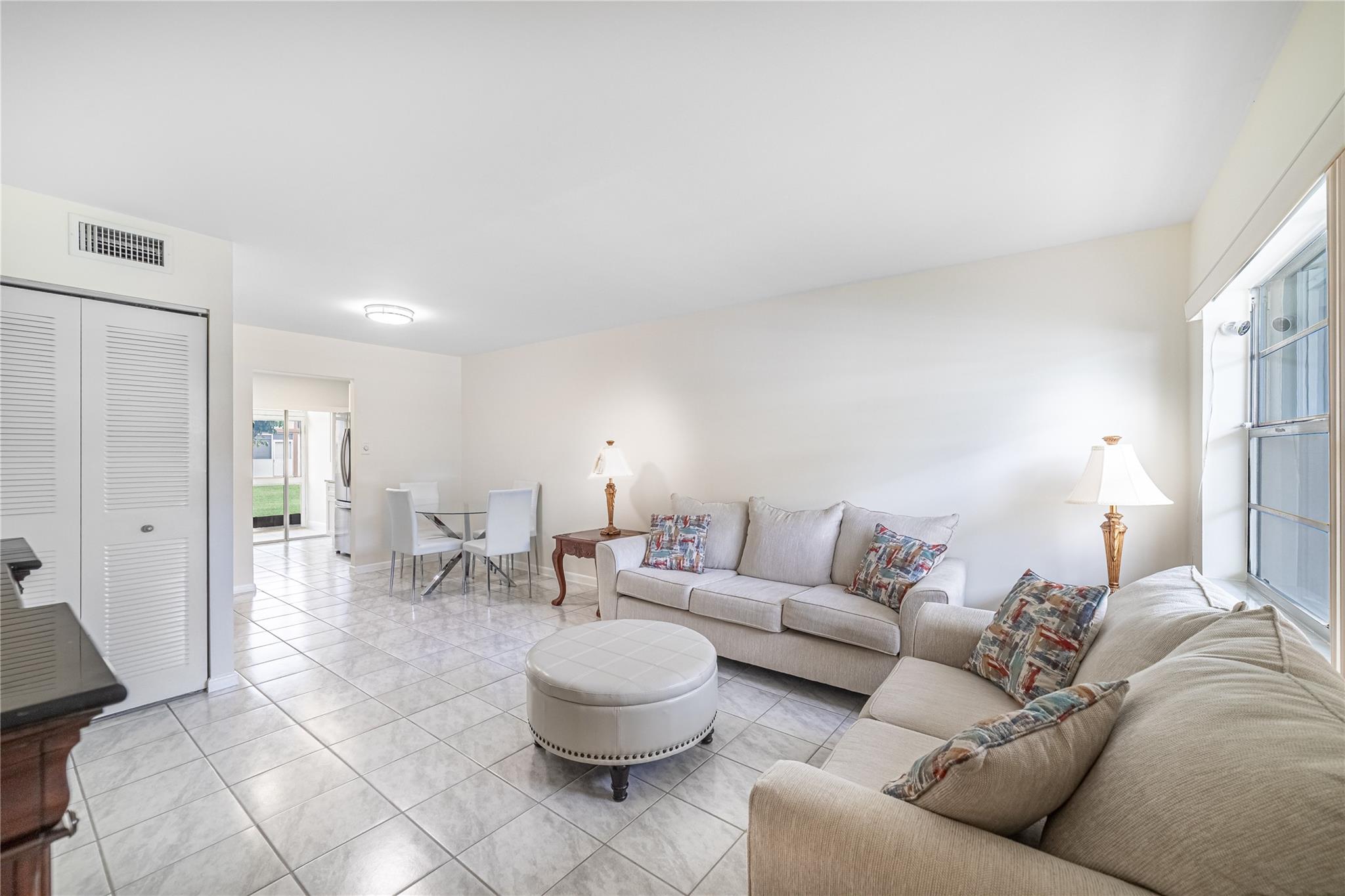 Oriole Gardens Two - Residential