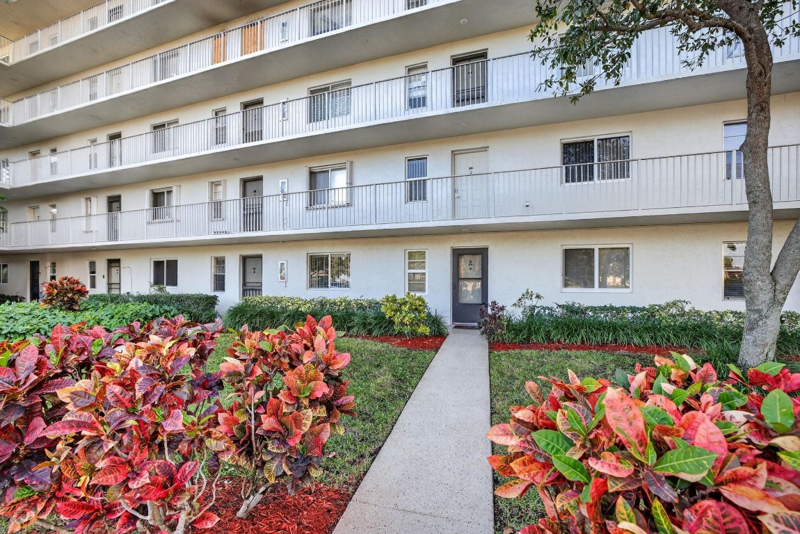 Cypress Bend - Residential