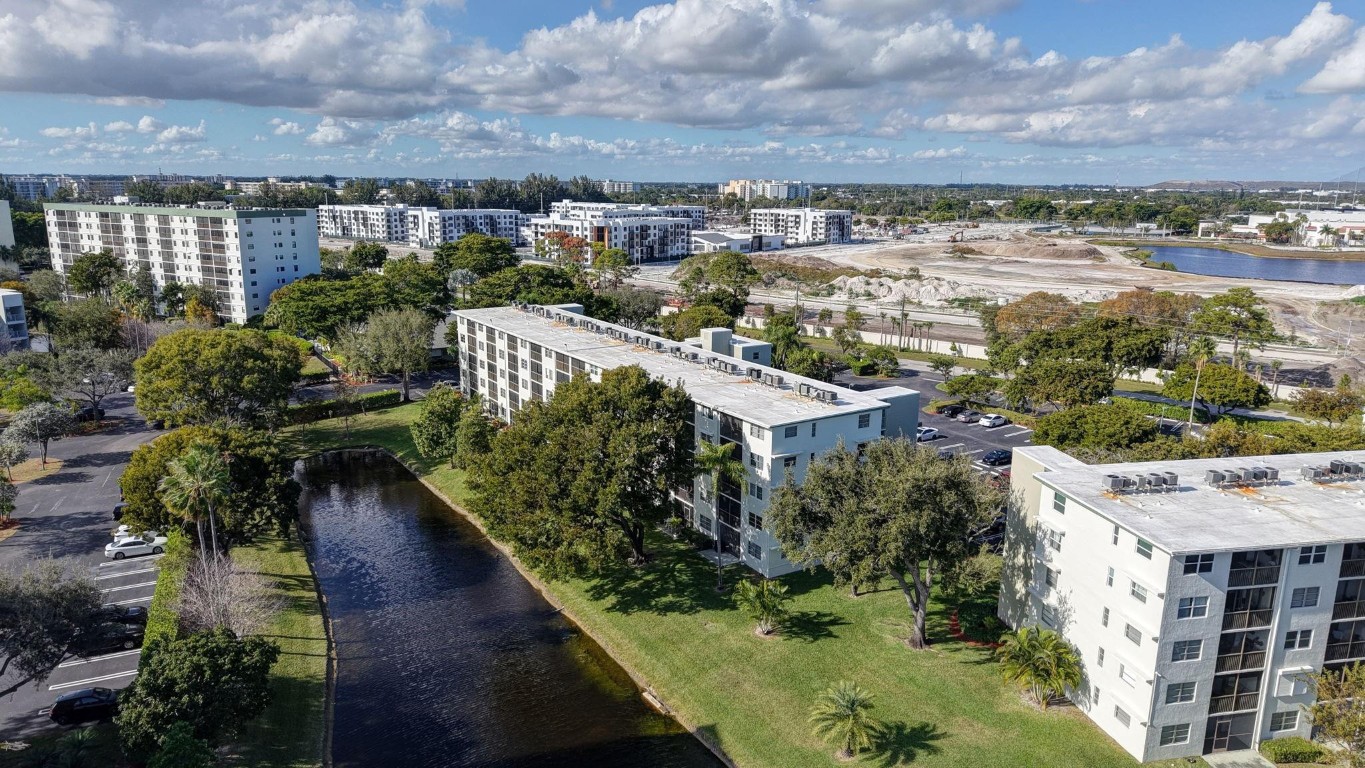 Cypress Bend - Residential