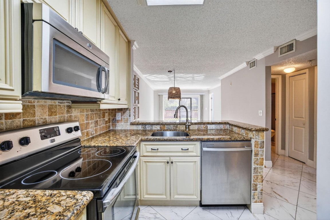 Cypress Bend - Residential