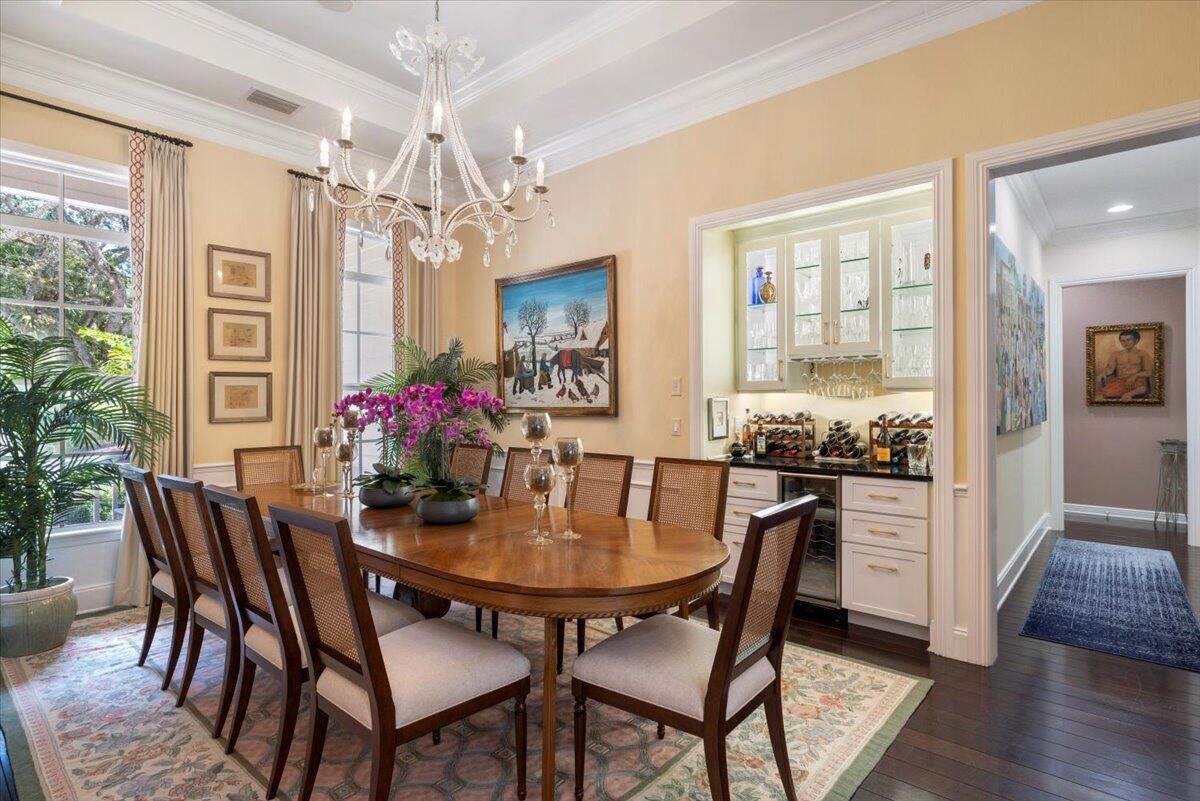 651 N Tomahawk Trail