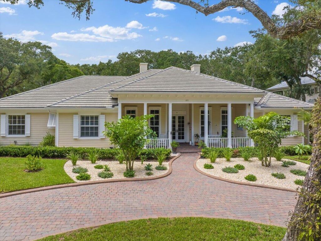 Photo of 651 N Tomahawk Trail, Indian River Shores, FL 32963 (MLS # R11135794)