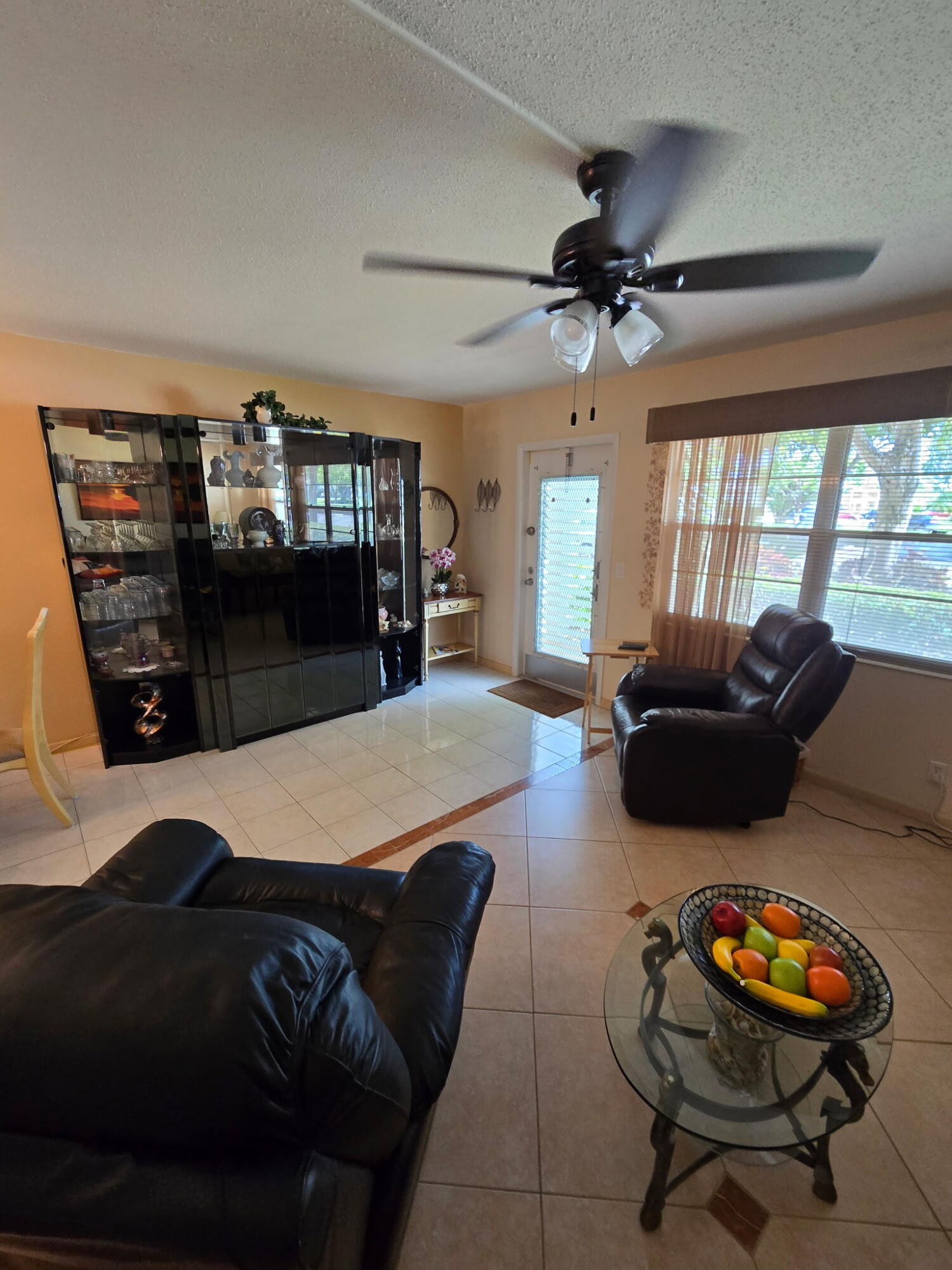 View photos, virtual tours, details... 1030 Ashby D 1030