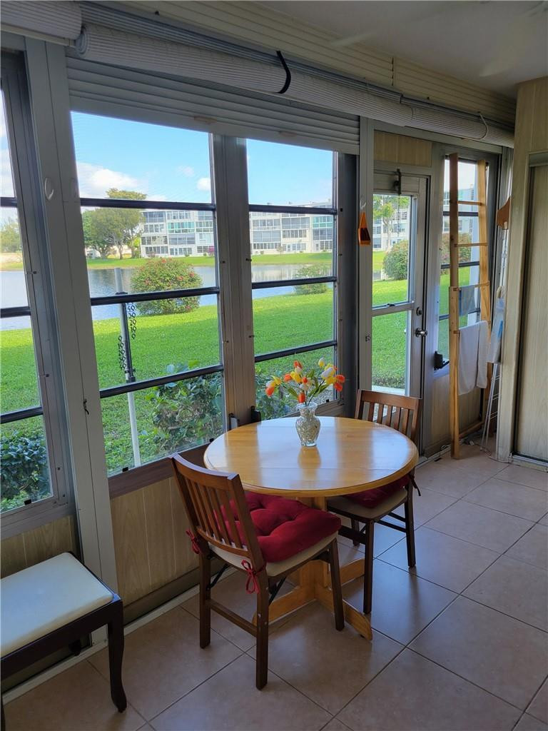 ASHBY D CONDO - Residential
