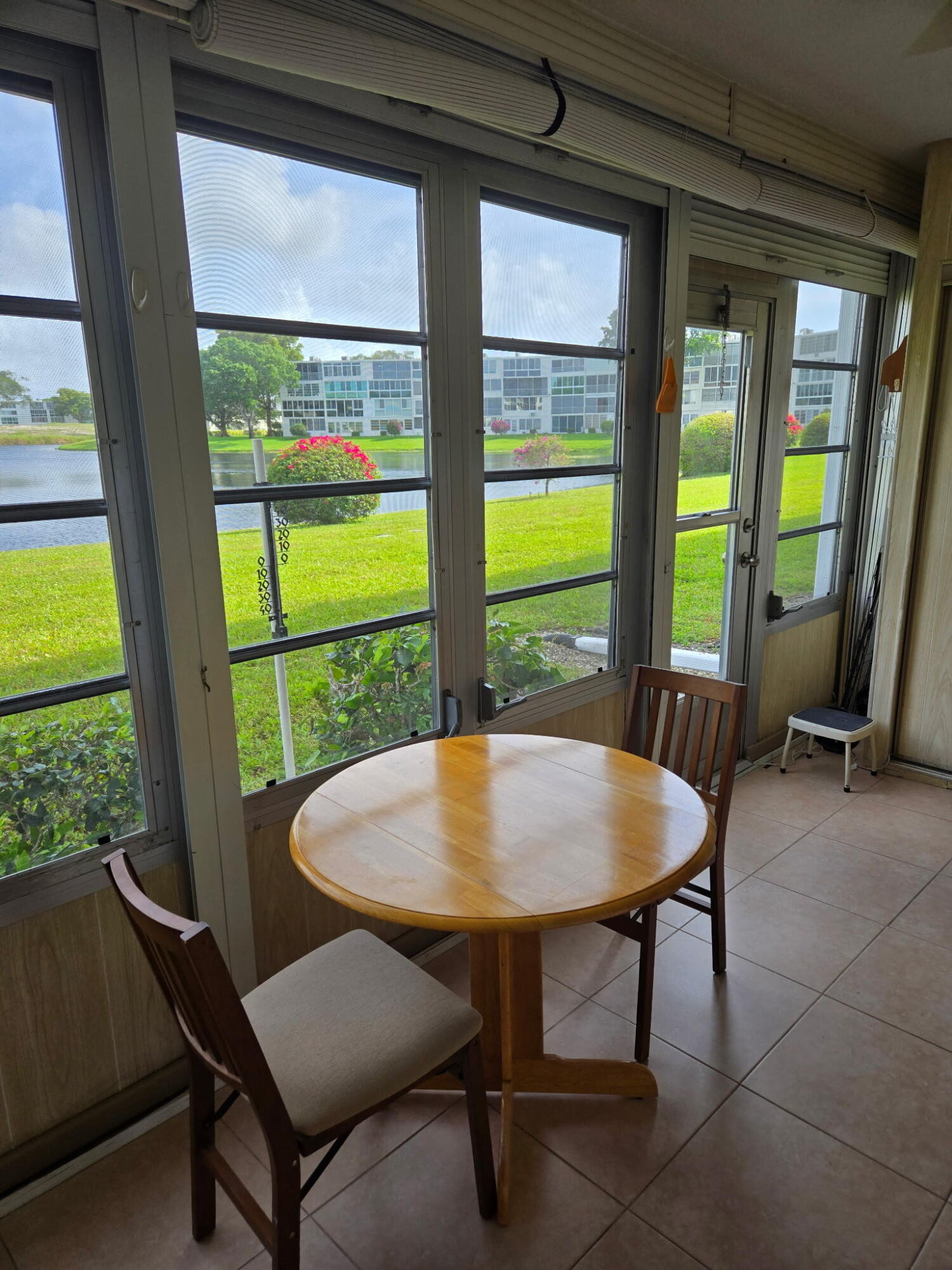 ASHBY D CONDO - Residential