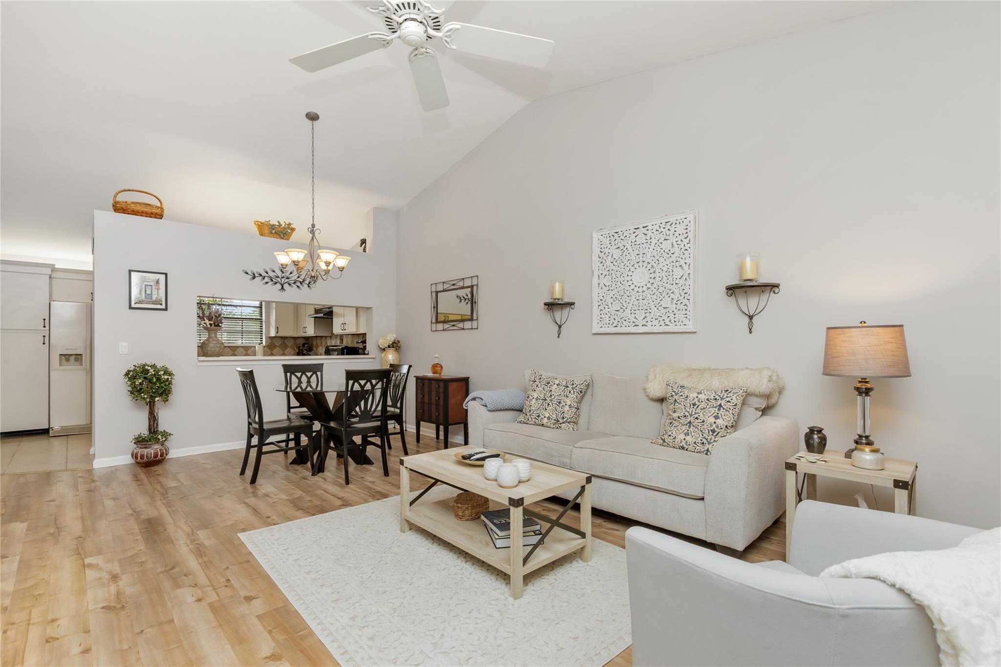 View photos, virtual tours, details... 206 Congressional Way 206