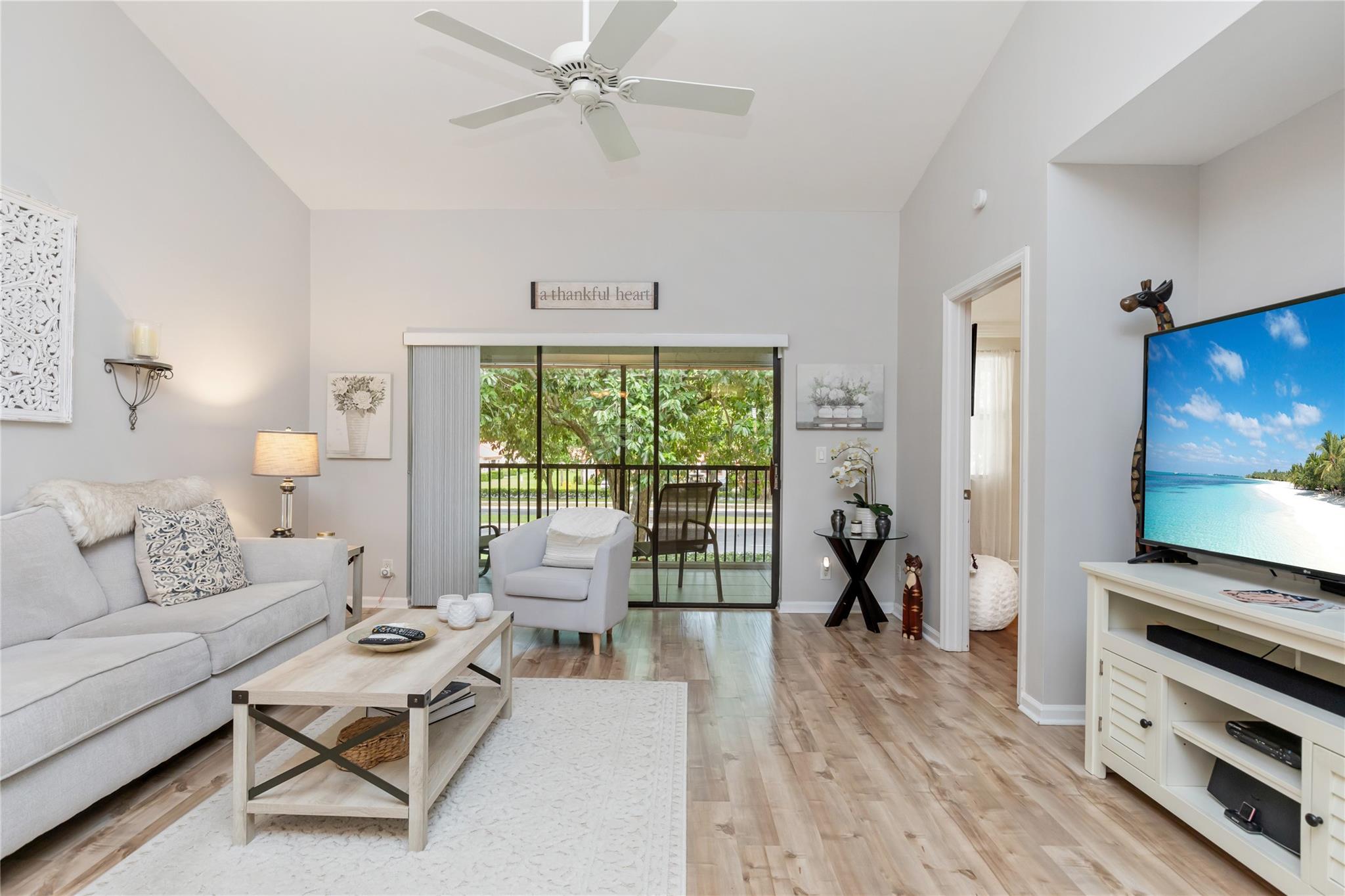 View photos, virtual tours, details... 206 Congressional Way 206