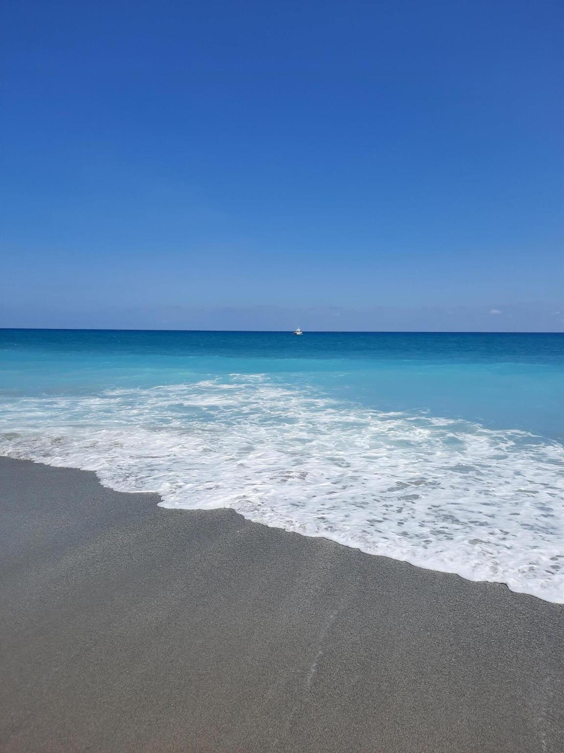 SEA COLONY CONDO - Residential Lease