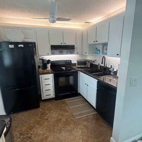 Tiny photo for 1225 NW 21th Street #2009, Stuart, FL 34994 (MLS # B26090049)