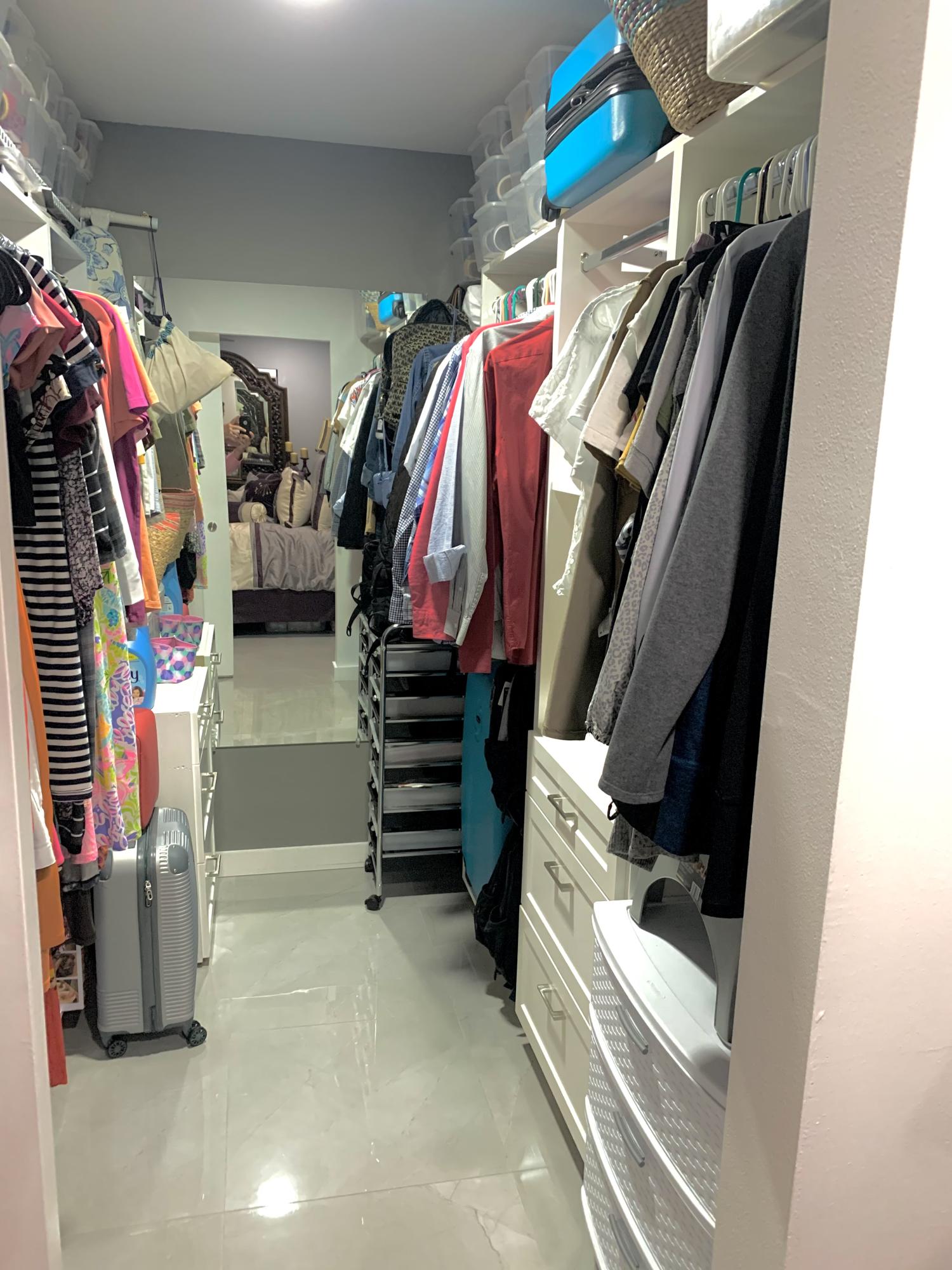 LAKESIDE VILLAGE CONDO 2 - Residential Lease