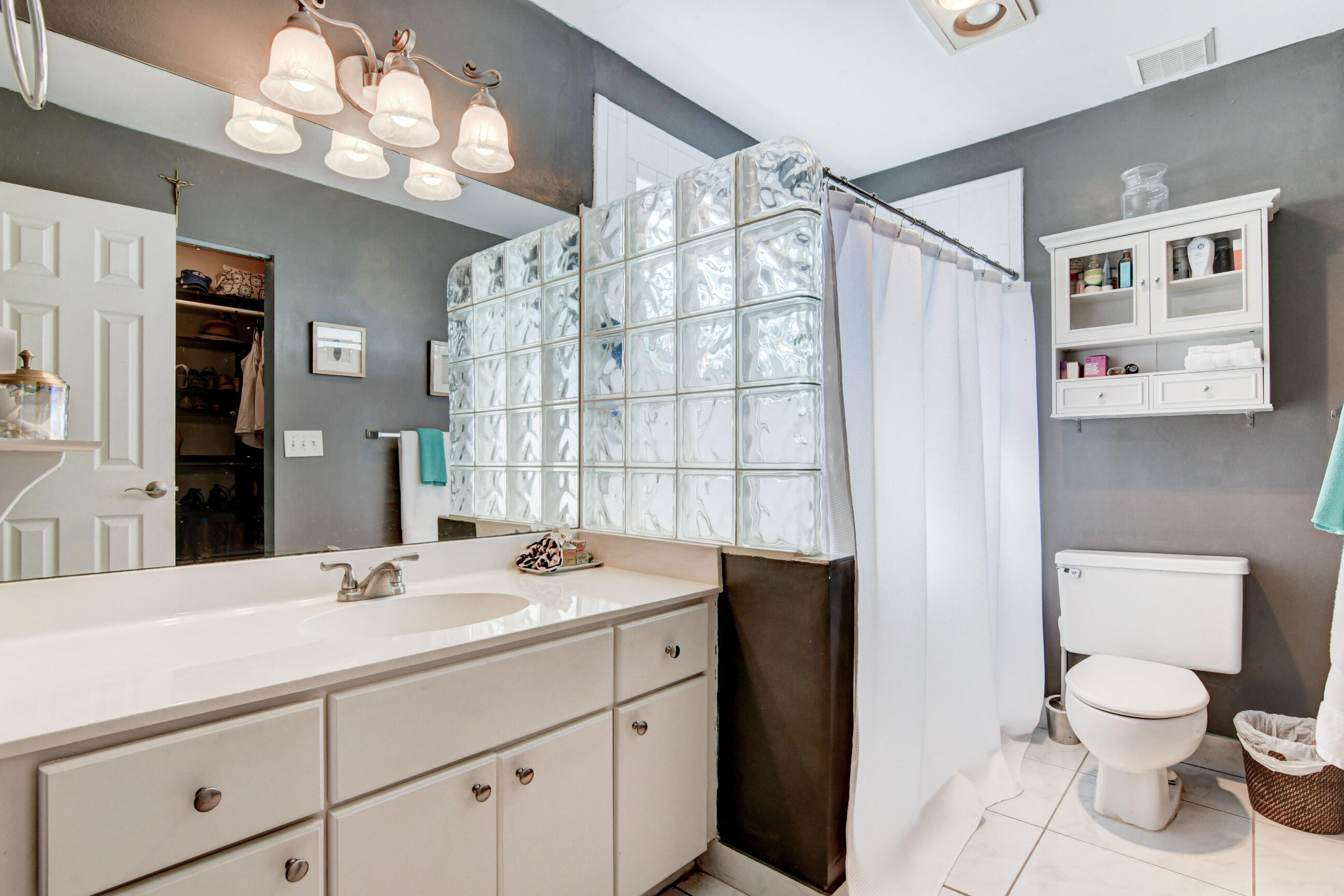 LAKES OF LANTANA PH 2-A - Residential