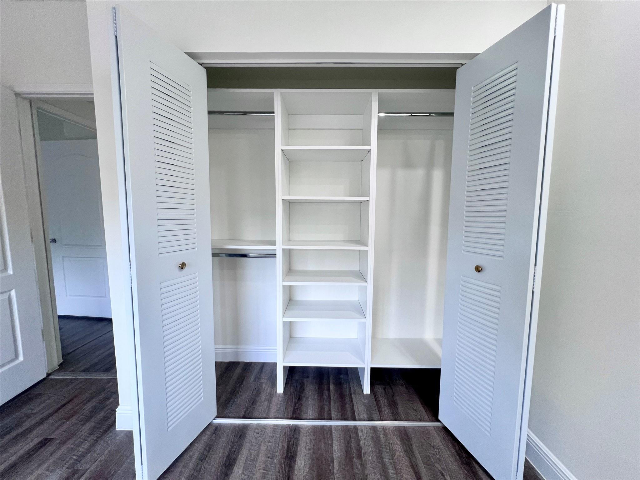 ROYAL PALMS - Residential Lease