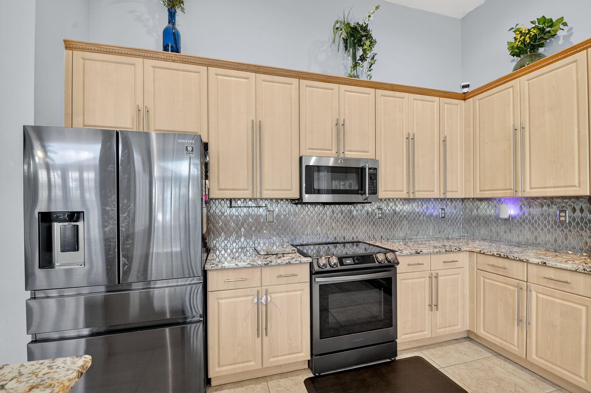 RENAISSANCE SEC 7 - Residential